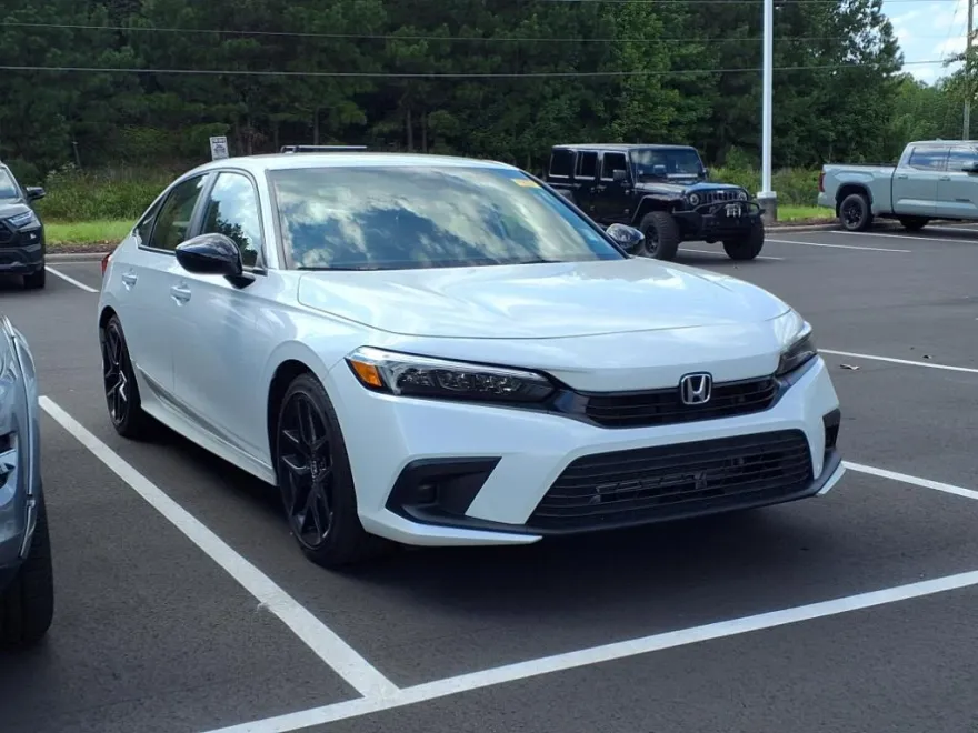 2023 Honda Civic Sport photo 1