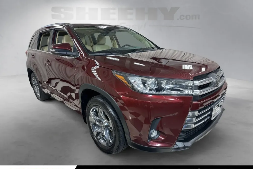 2019 Toyota Highlander Limited Platinum photo 1
