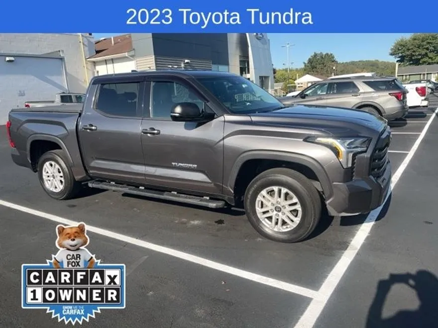 2023 Toyota Tundra SR5 photo 1