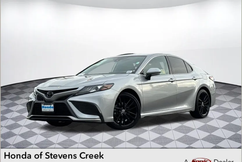 2021 Toyota Camry XSE photo 1