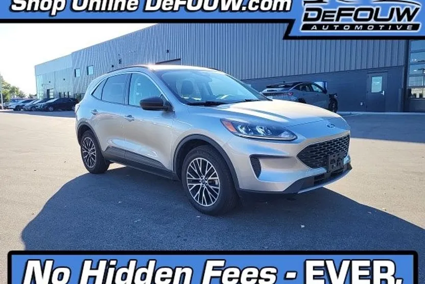 2022 Ford Escape Plug-In Hybrid SE photo 1