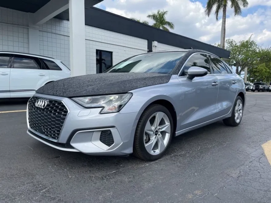 2022 Audi A3 40 Premium photo 1