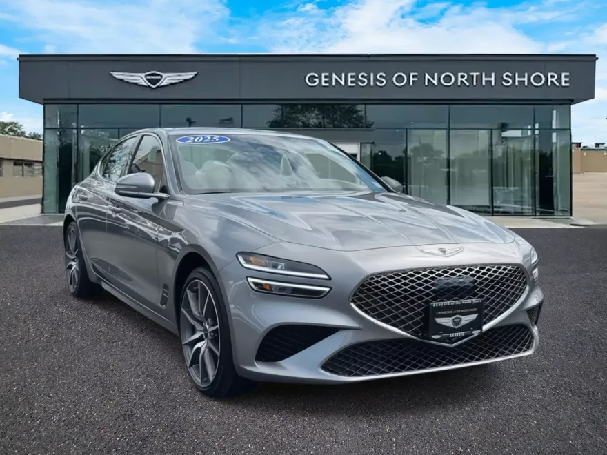 2025 Genesis G70 2.5T photo 1
