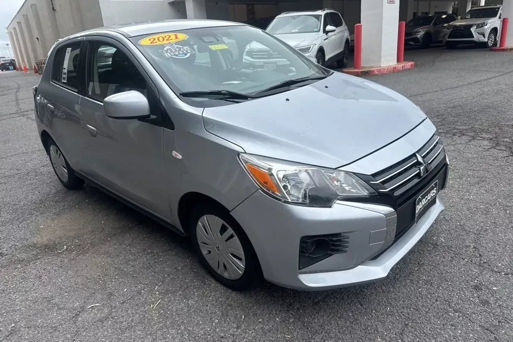 2021 Mitsubishi Mirage ES photo 1