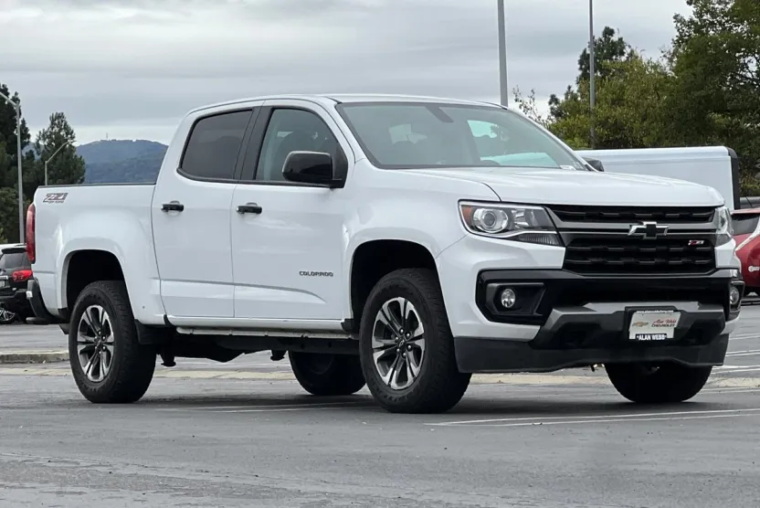 2022 Chevrolet Colorado Z71 photo 1