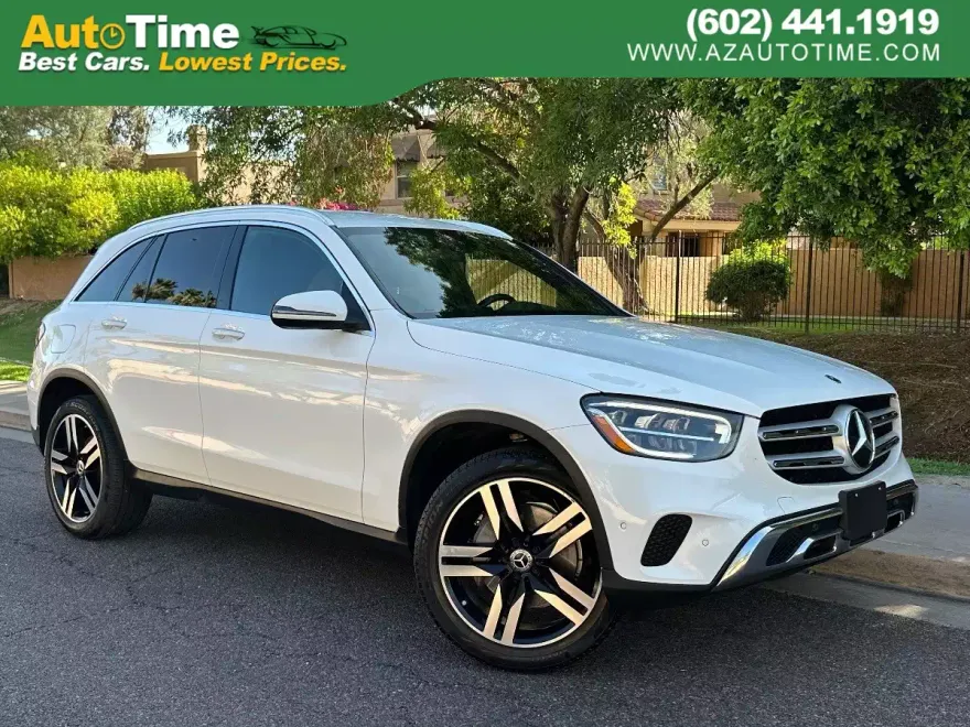 2021 Mercedes Benz GLC 300 photo 1