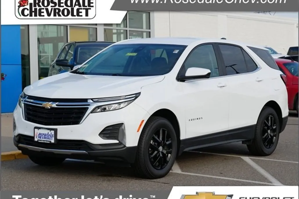 2024 Chevrolet Equinox LT photo 1