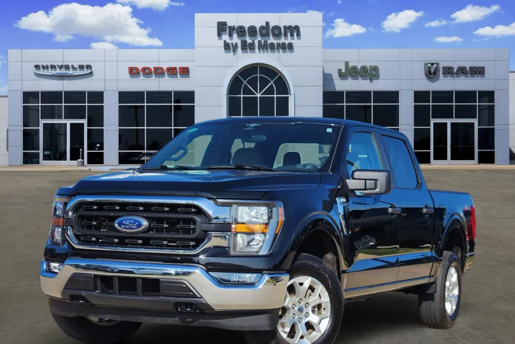2023 Ford F-150 XLT photo 1