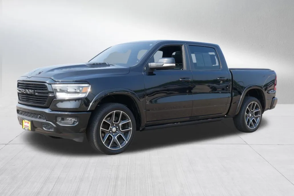 2019 Ram 1500 Laramie photo 1