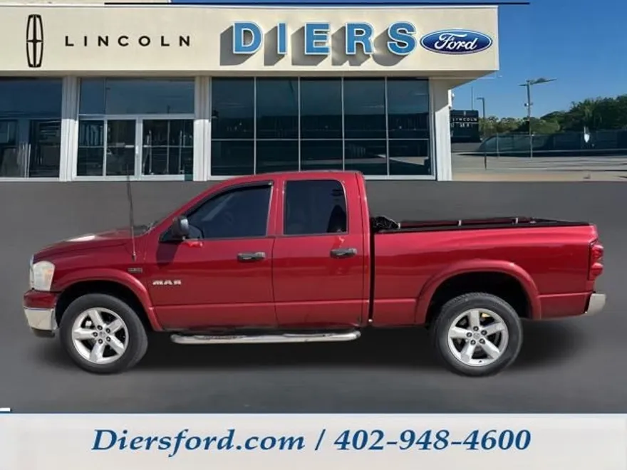 2008 Dodge Ram SLT photo 1