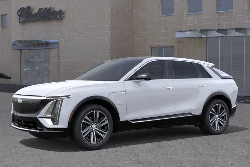 2026 Cadillac Lyriq Luxury photo 1