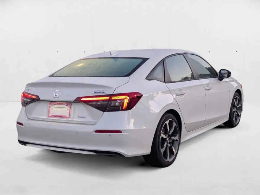 2025 Honda Civic Hybrid Sport Touring photo 1