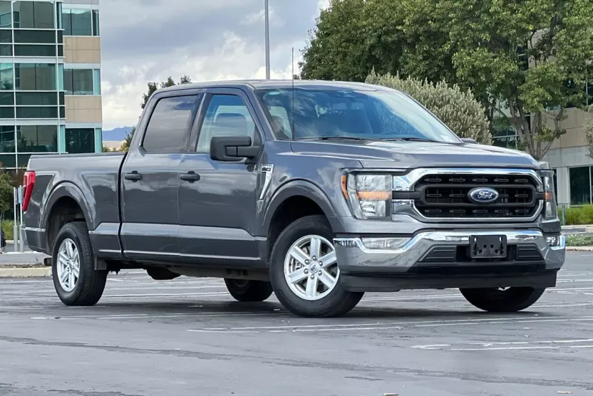 2023 Ford F-150 XLT photo 1