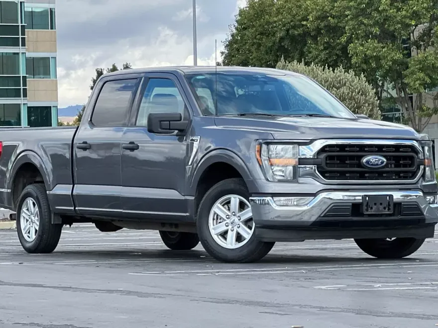 2023 Ford F-150 XLT photo 1