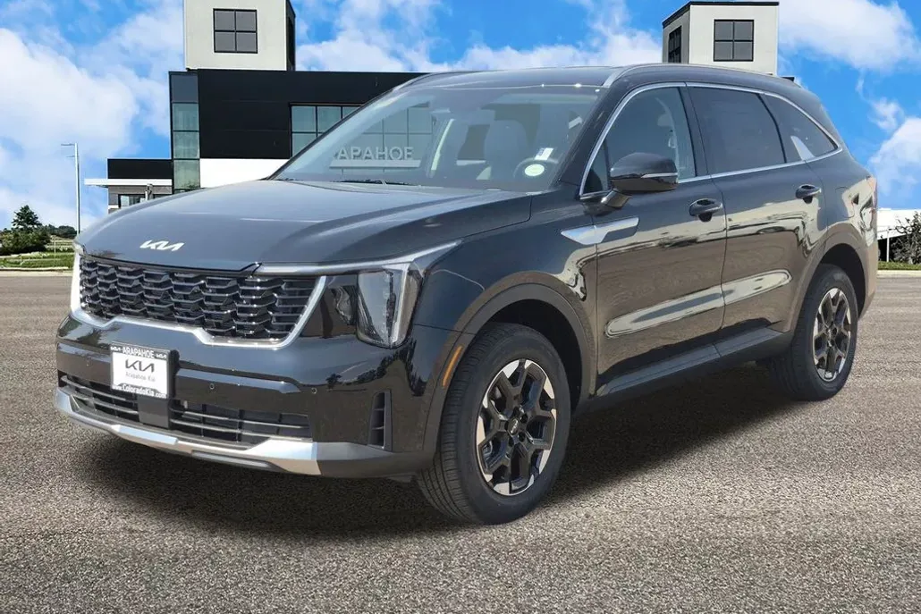 2026 Kia Sorento S photo 1