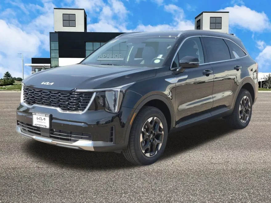 2026 Kia Sorento S photo 1