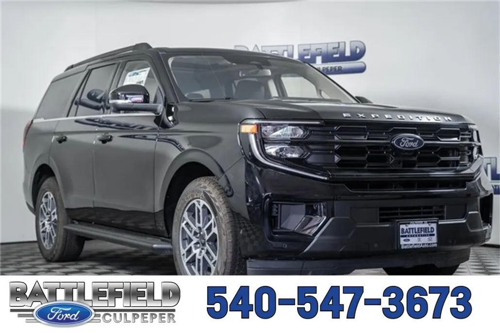 2025 Ford Expedition photo 1