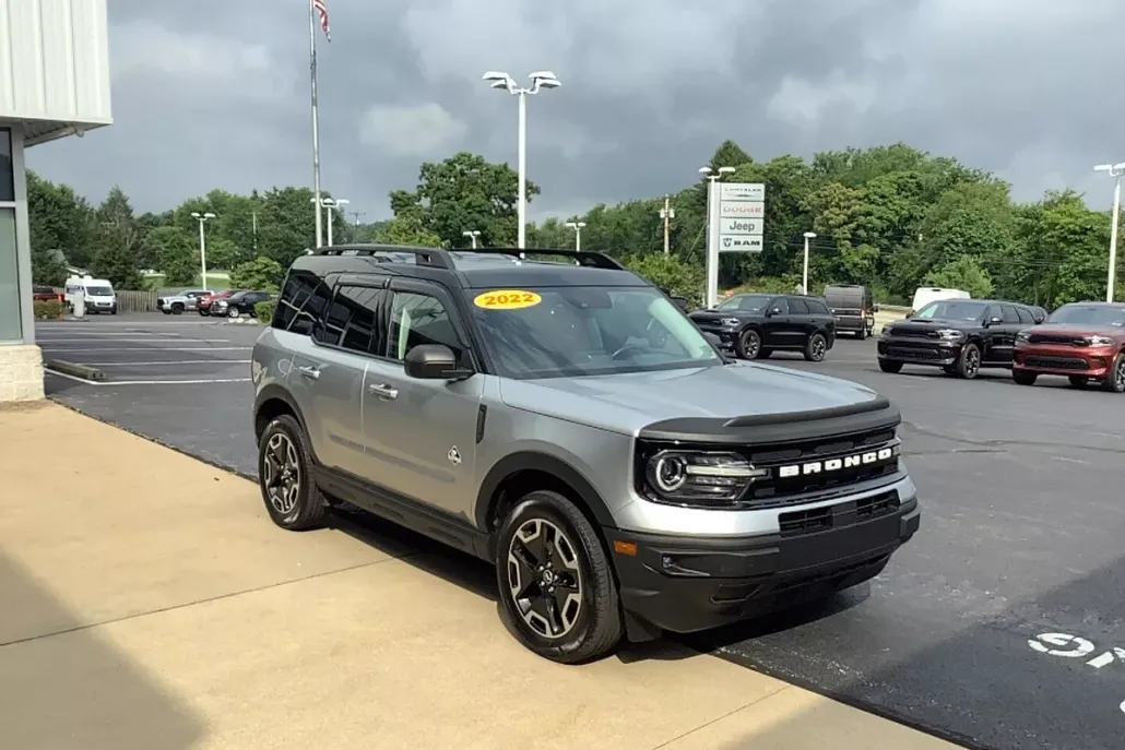 2022 Ford Bronco Sport Outer Banks photo 1