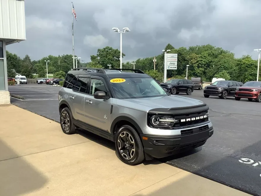 2022 Ford Bronco Sport Outer Banks photo 1