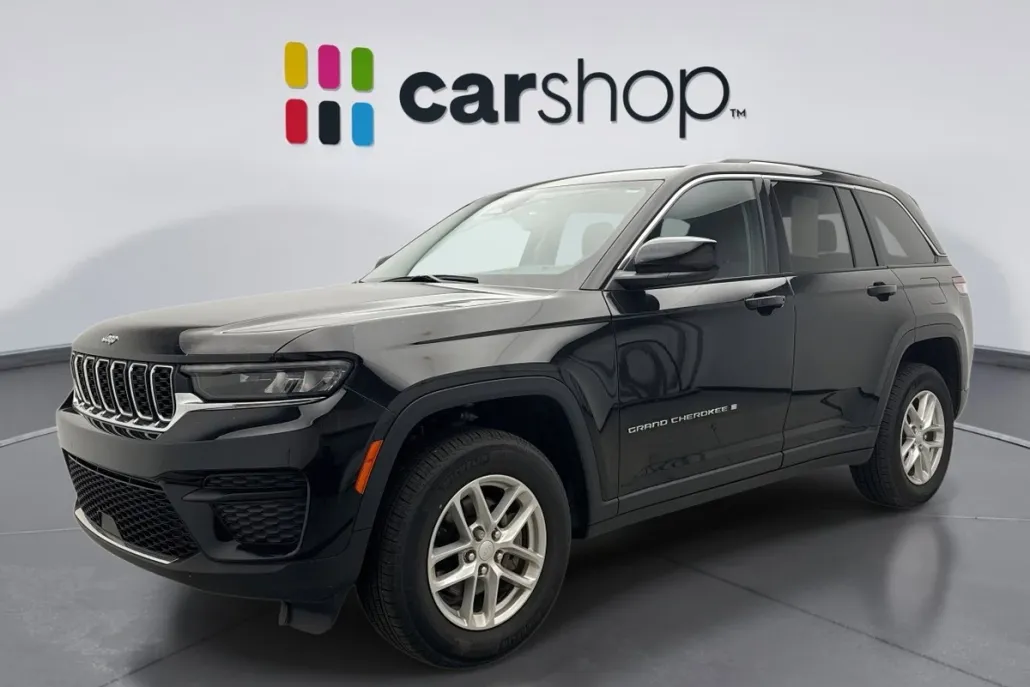 2023 Jeep Grand Cherokee Laredo X photo 1
