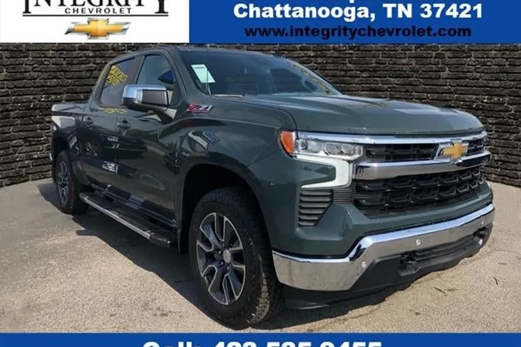 2025 Chevrolet Silverado 1500 LT photo 1