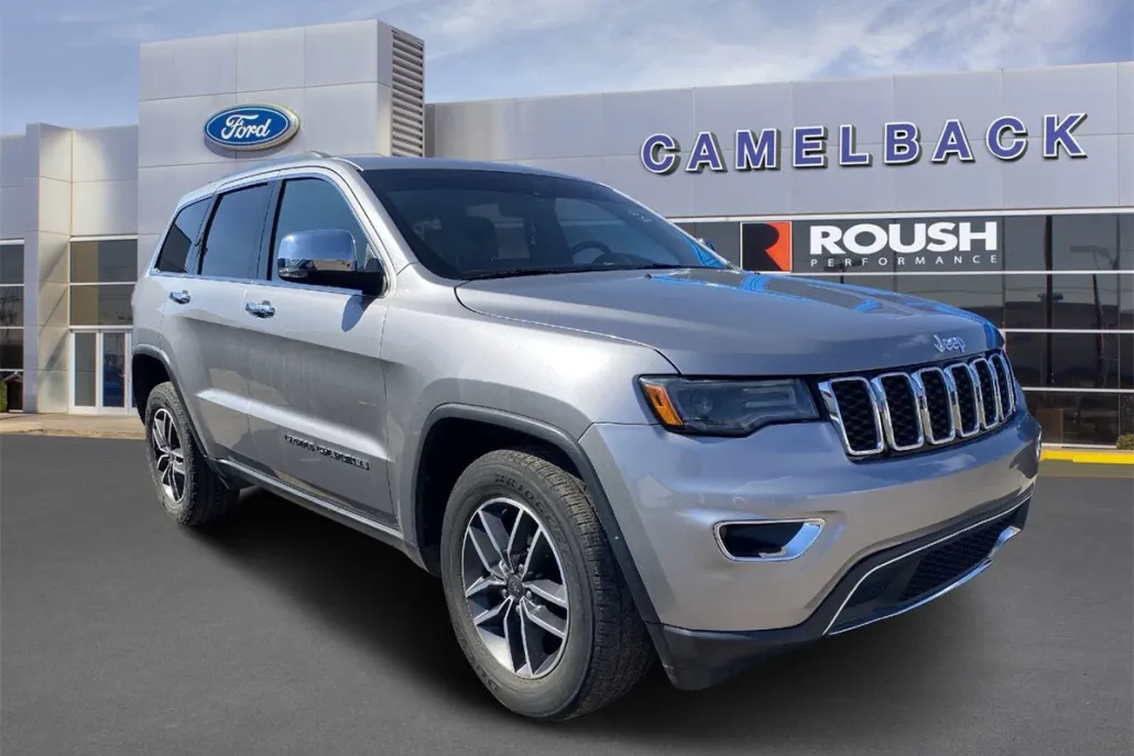 2019 Jeep Grand Cherokee Limited photo 1