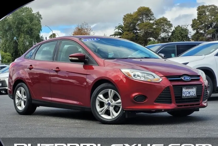 2014 Ford Focus SE photo 1