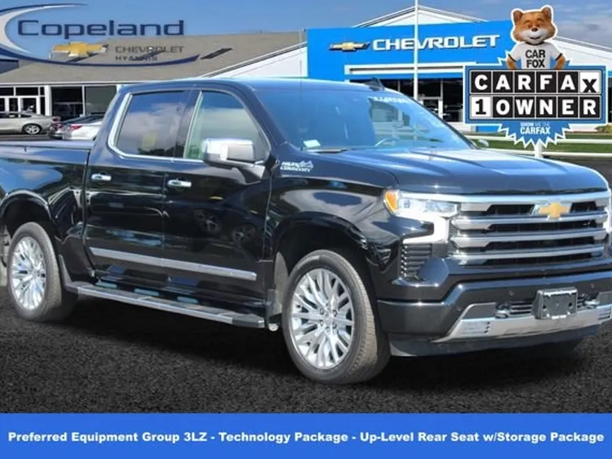 2024 Chevrolet Silverado 1500 High Country photo 1