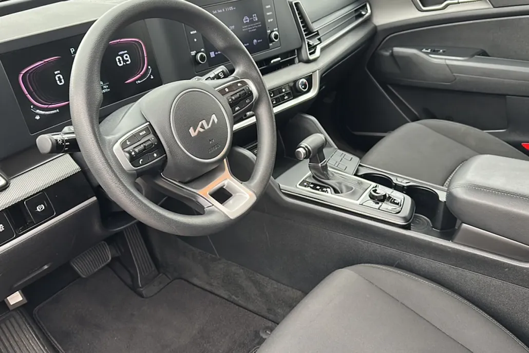2023 Kia Sportage LX photo 1