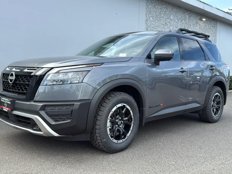 2025 Nissan Pathfinder Rock Creek photo 1