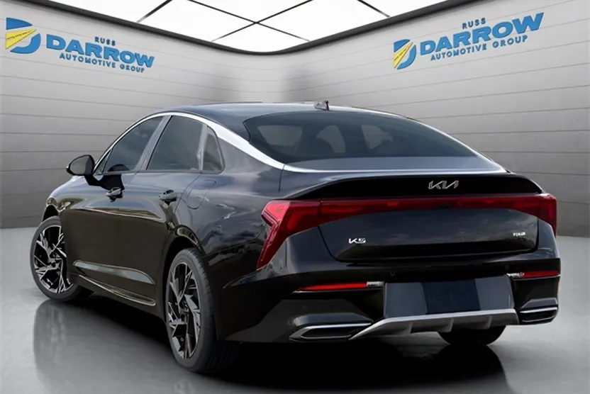 2025 Kia K5 GT-Line photo 1