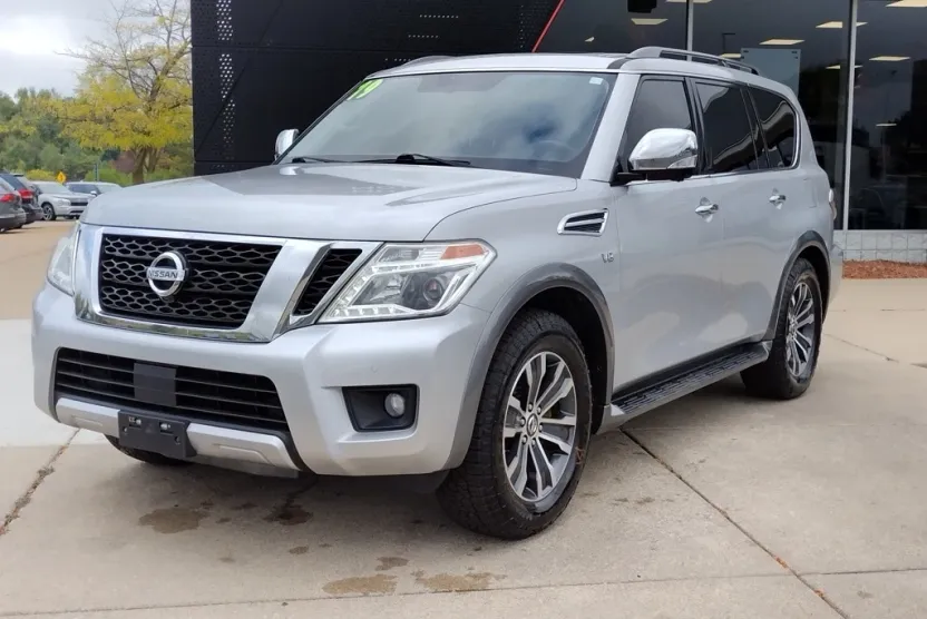 2019 Nissan Armada SL photo 1