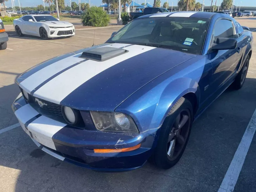 2007 Ford Mustang GT photo 1