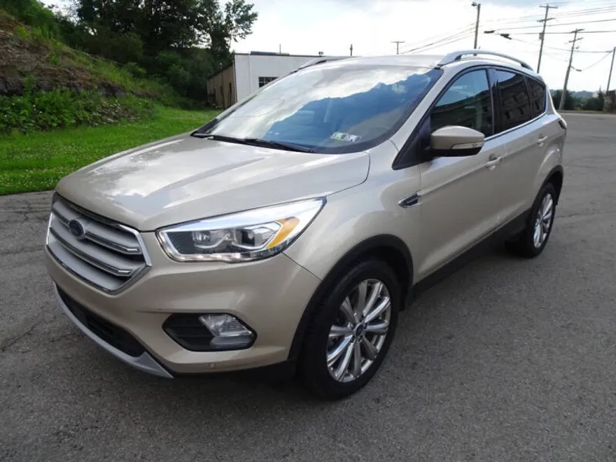 2018 Ford Escape Titanium photo 1