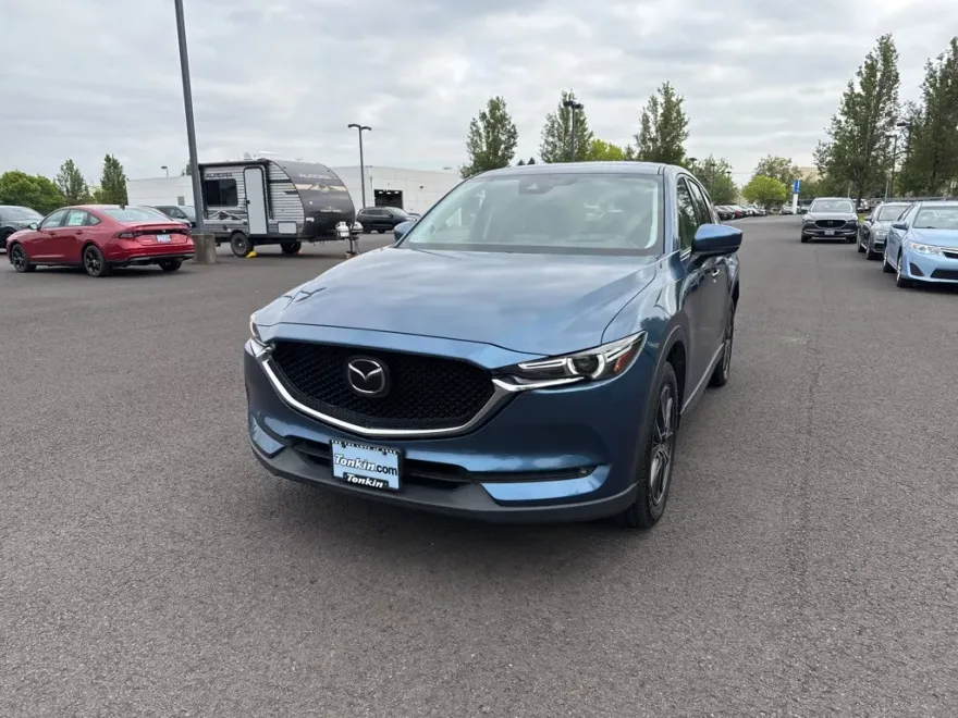 2017 Mazda CX-5 Grand Touring Premium photo 1