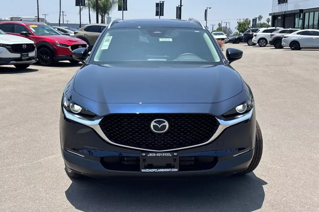 2025 Mazda CX-30 2.5 S Preferred photo 1
