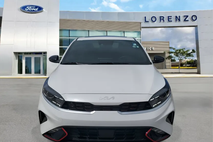 2024 Kia Forte GT-Line photo 1