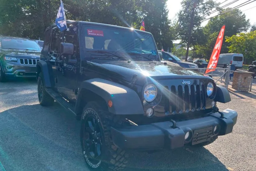 2016 Jeep Wrangler Unlimited Sport photo 1