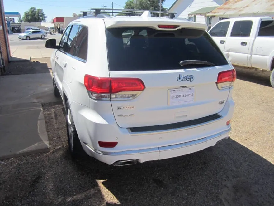 2015 Jeep Grand Cherokee Summit photo 1