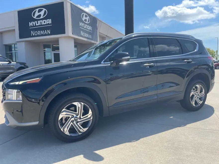 2023 Hyundai Santa Fe SEL photo 1