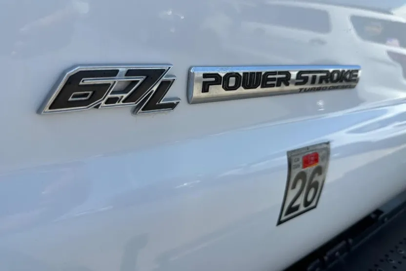 2016 Ford F-650 Crew Cab photo 1
