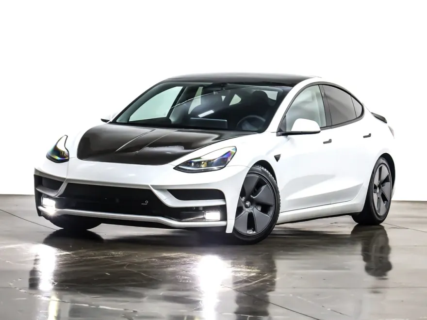 2021 Tesla Model 3 Long Range photo 1