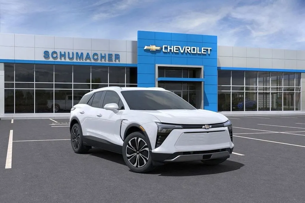 2025 Chevrolet Blazer EV photo 1