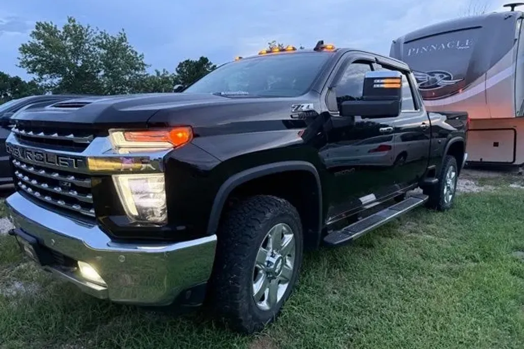 2020 Chevrolet Silverado 2500HD LTZ photo 1