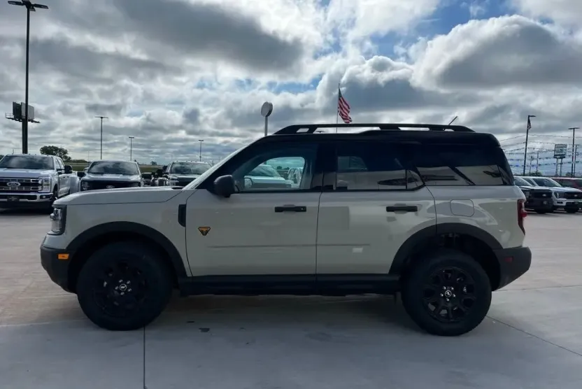 2025 Ford Bronco Sport Badlands photo 1