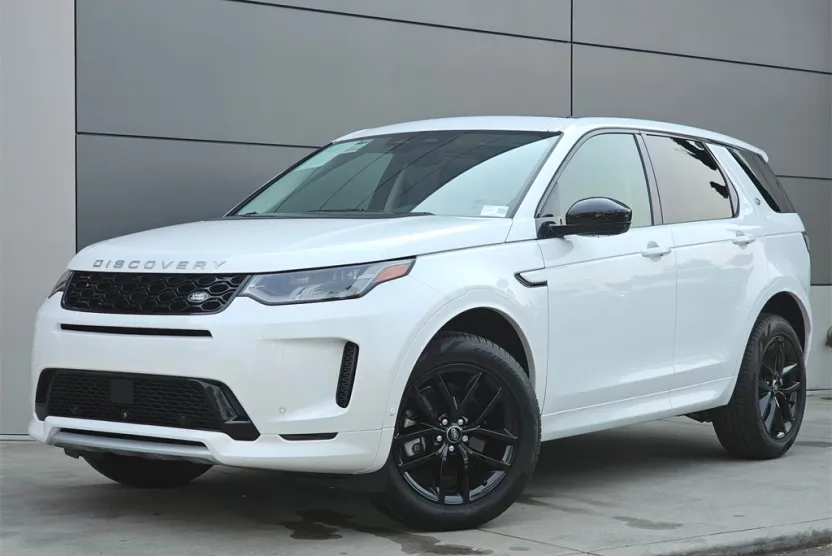 2024 Land Rover Discovery Sport S photo 1