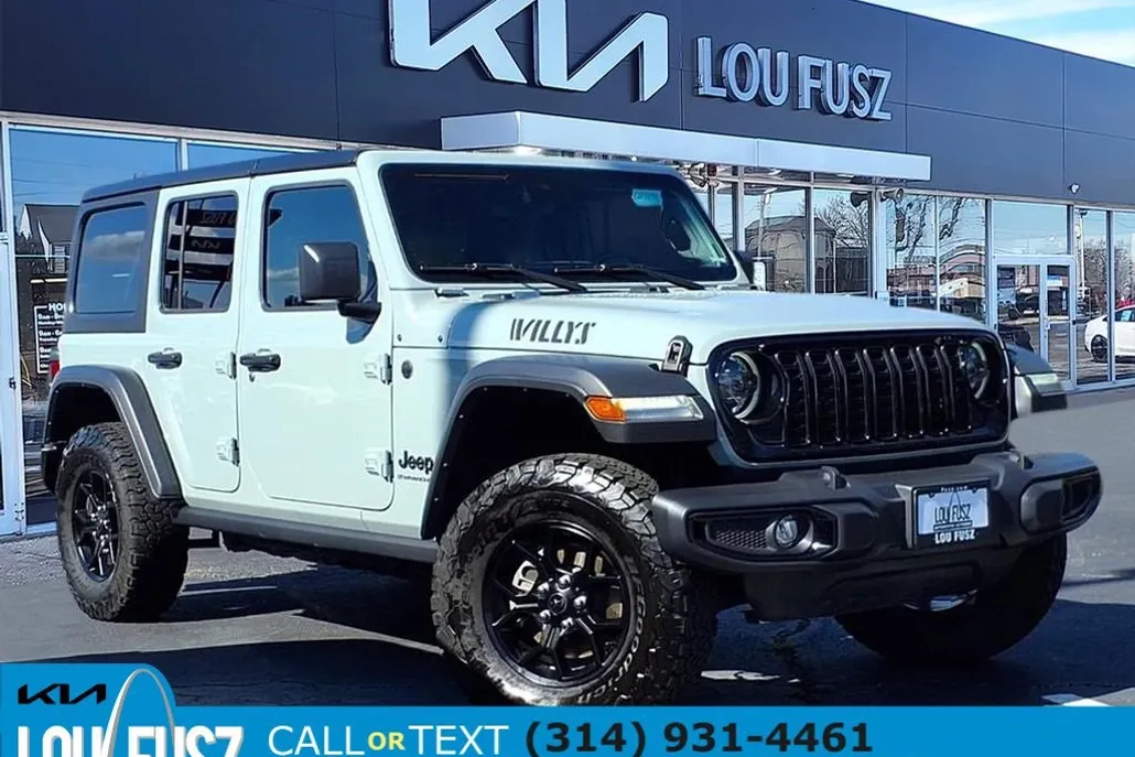 2024 Jeep Wrangler Willys photo 1