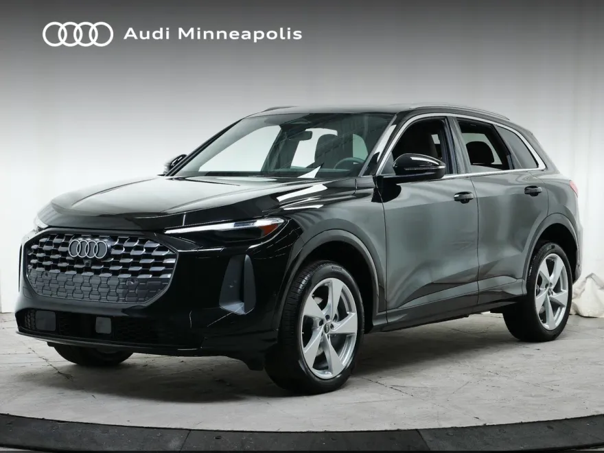 2025 Audi Q5 2.0T Premium Plus photo 1