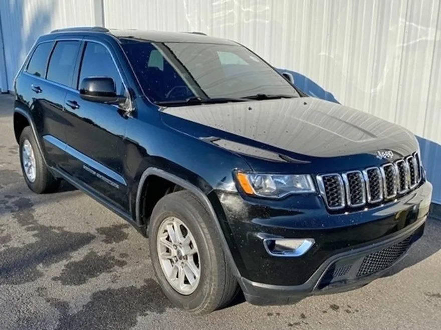 2018 Jeep Grand Cherokee Laredo E photo 1