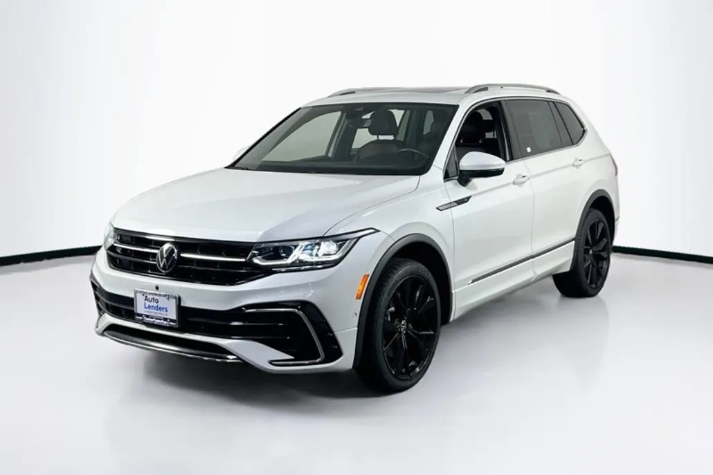 2022 Volkswagen Tiguan SEL Premium R-Line photo 1